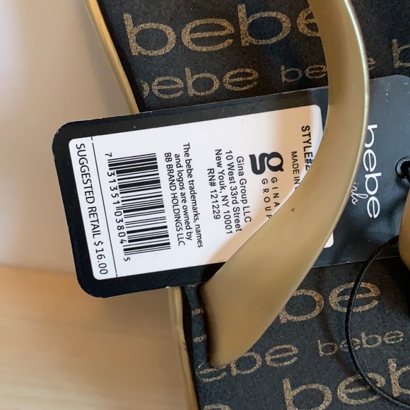Black & gold size 2/3 Bebe flip flop sandals - Picture 3 of 3